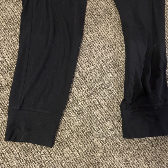 Lululemon pants, black, size large - Picture 3 of 5